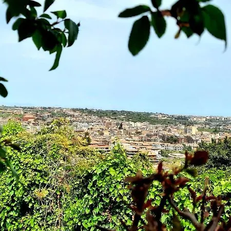 Sycylia - Approdo Sull'Etna Homestay *