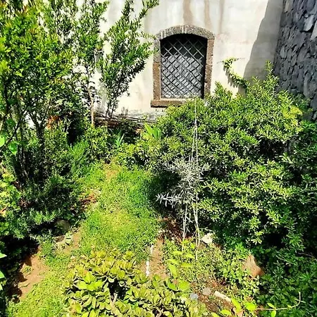 Sycylia - Approdo Sull'Etna Homestay *