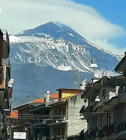 Sycylia - Approdo Sull'Etna Homestay *